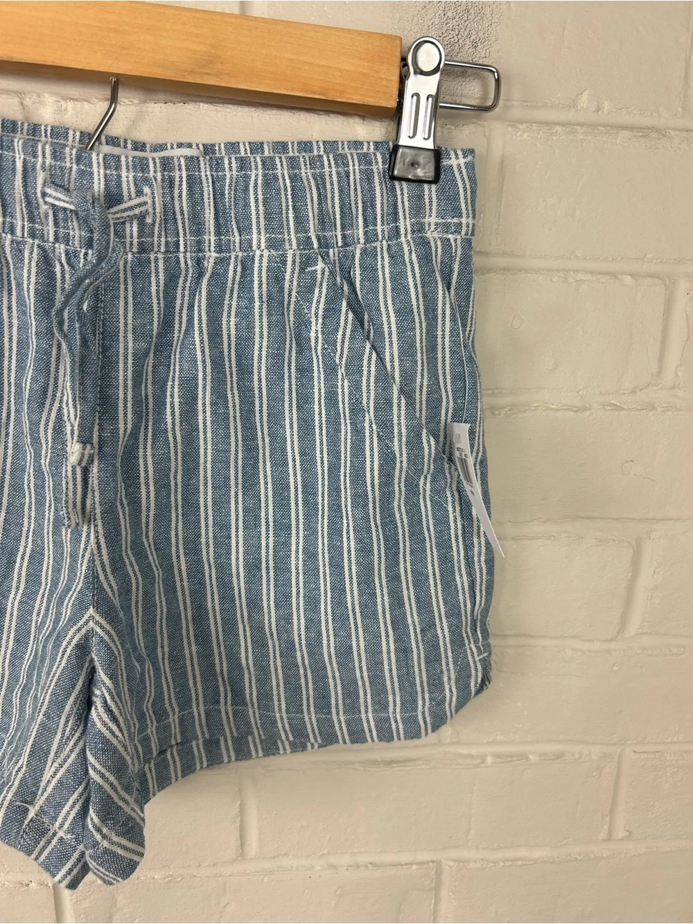 NWT Old Navy Girls Blue Stripe Linen Casual Shorts Size M (8)